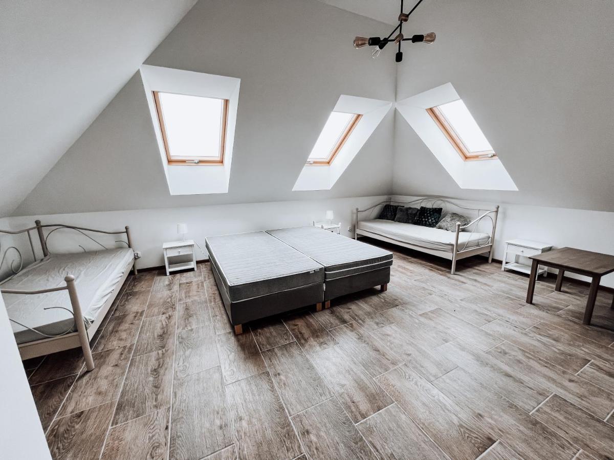 Bed and Breakfast Zacisze Karczmiska Pierwsze Екстер'єр фото