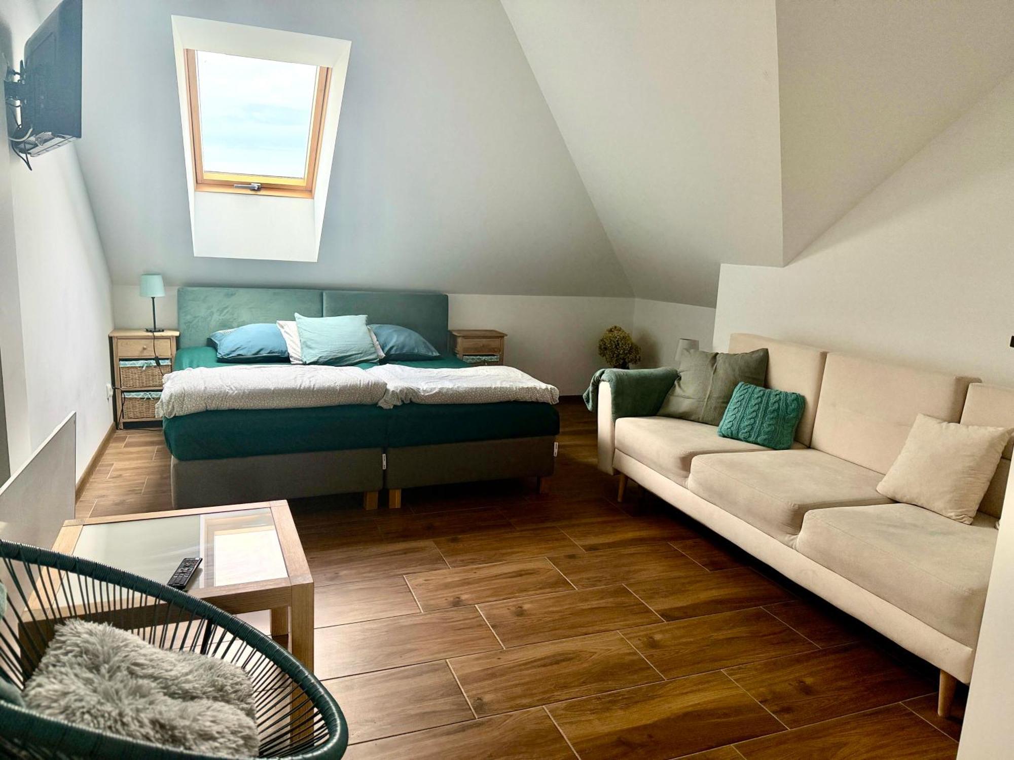 Bed and Breakfast Zacisze Karczmiska Pierwsze Екстер'єр фото
